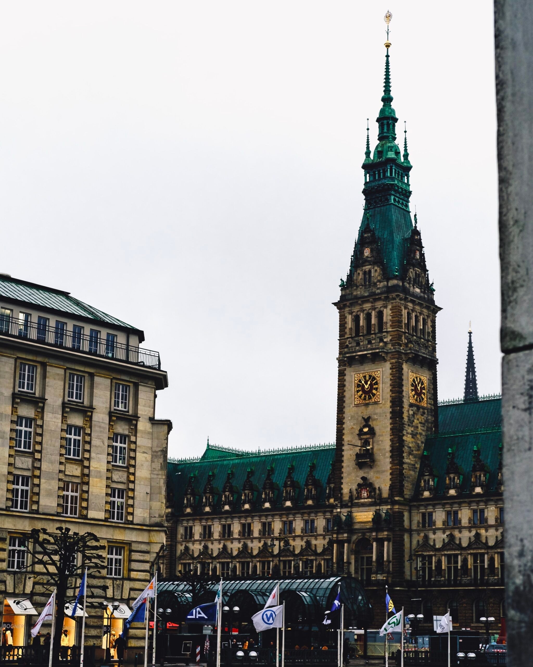 Photo of Hamburg's city hall