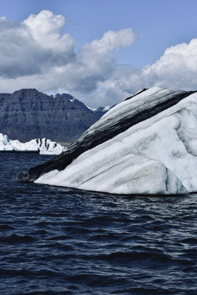 A view of icebergs in Iceland