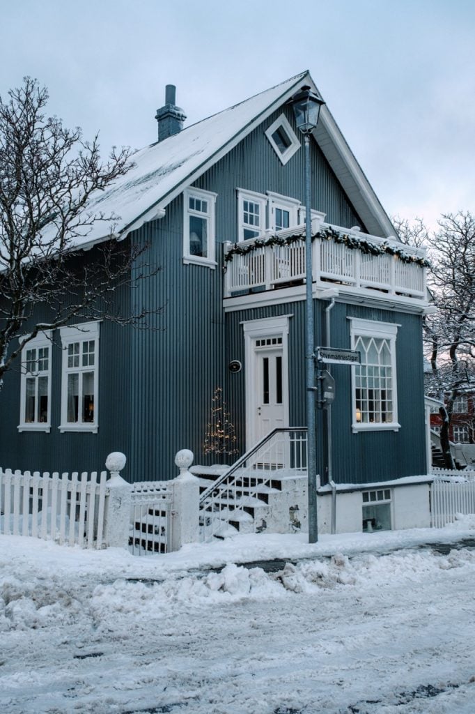 A photo of a blue house in Reykjavik