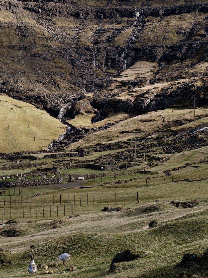 A view of the mountains behind Tjørnuvík