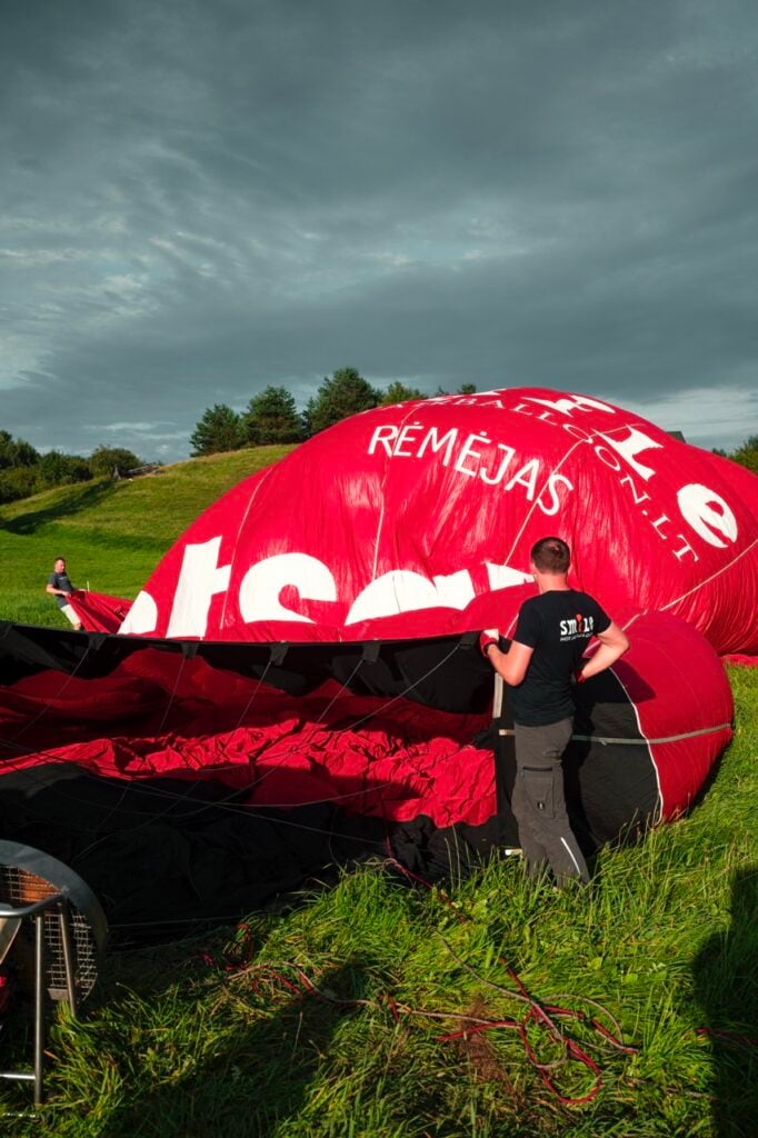 Preparing the hot air balloon in Lithuania with Smile Balloons