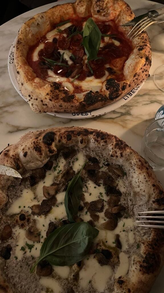 Pizza at Pink Mamma in Paris