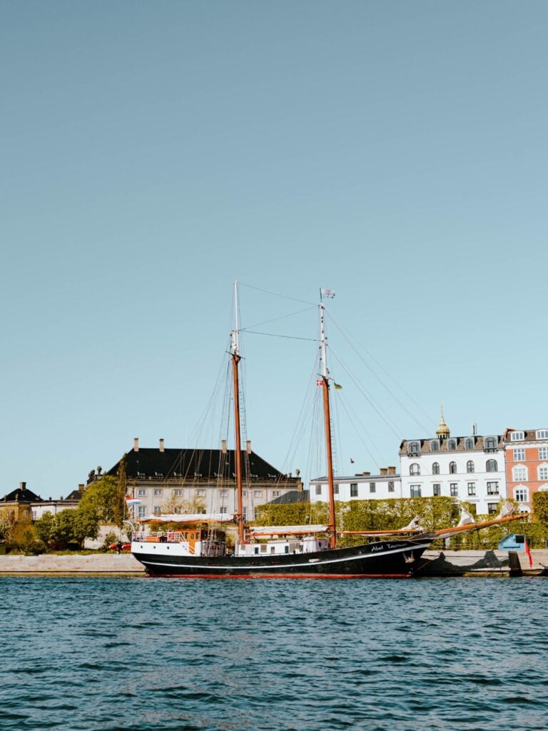 View of Amalienborg Palace and Marmorkirken from a canal cruise