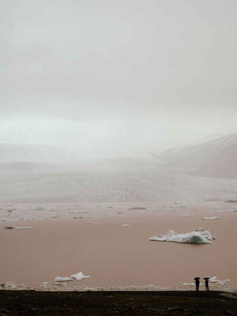 Fjallsárlón on a rainy and foggy day