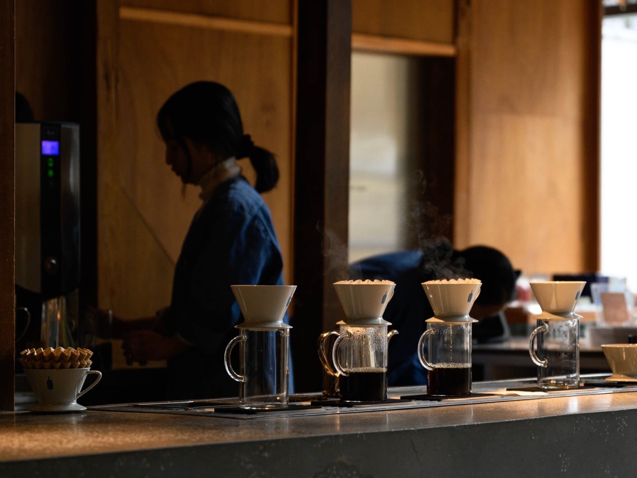 Coffee brewing at Blue Bottle Coffee in Kyoto