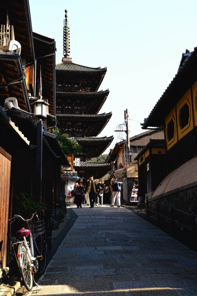 A bicycle near Yasaka Pagoda in Kyoto