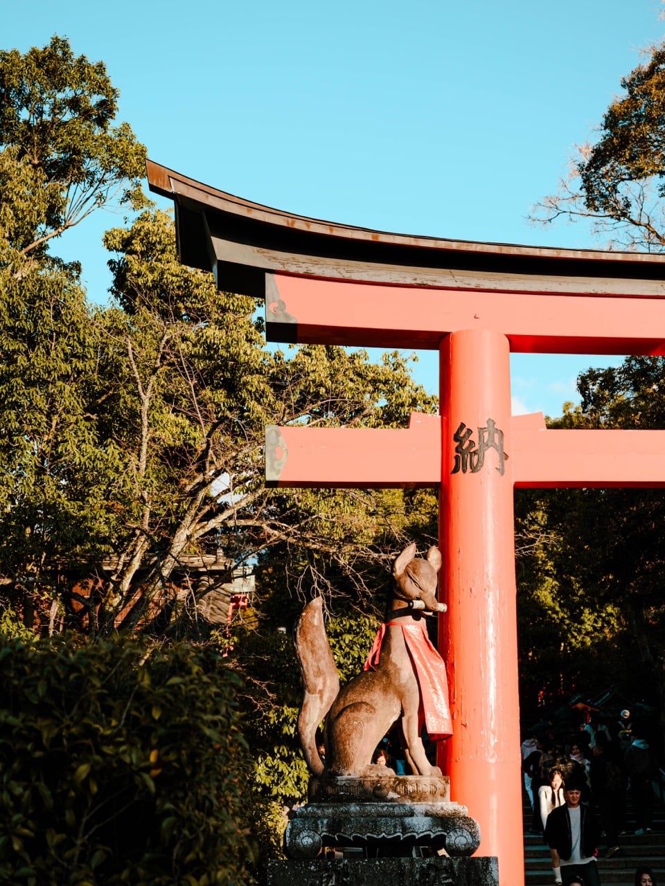 A statue at the Fushimi Inari Shrine in Kyoto