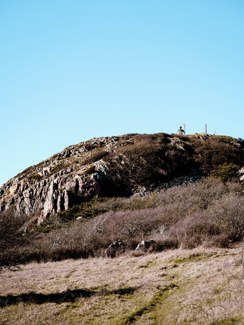 A lighthouse and cliff in Sweden